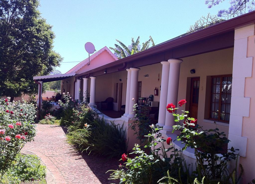 Melvin Residence Guest House Pretoria Exterior photo