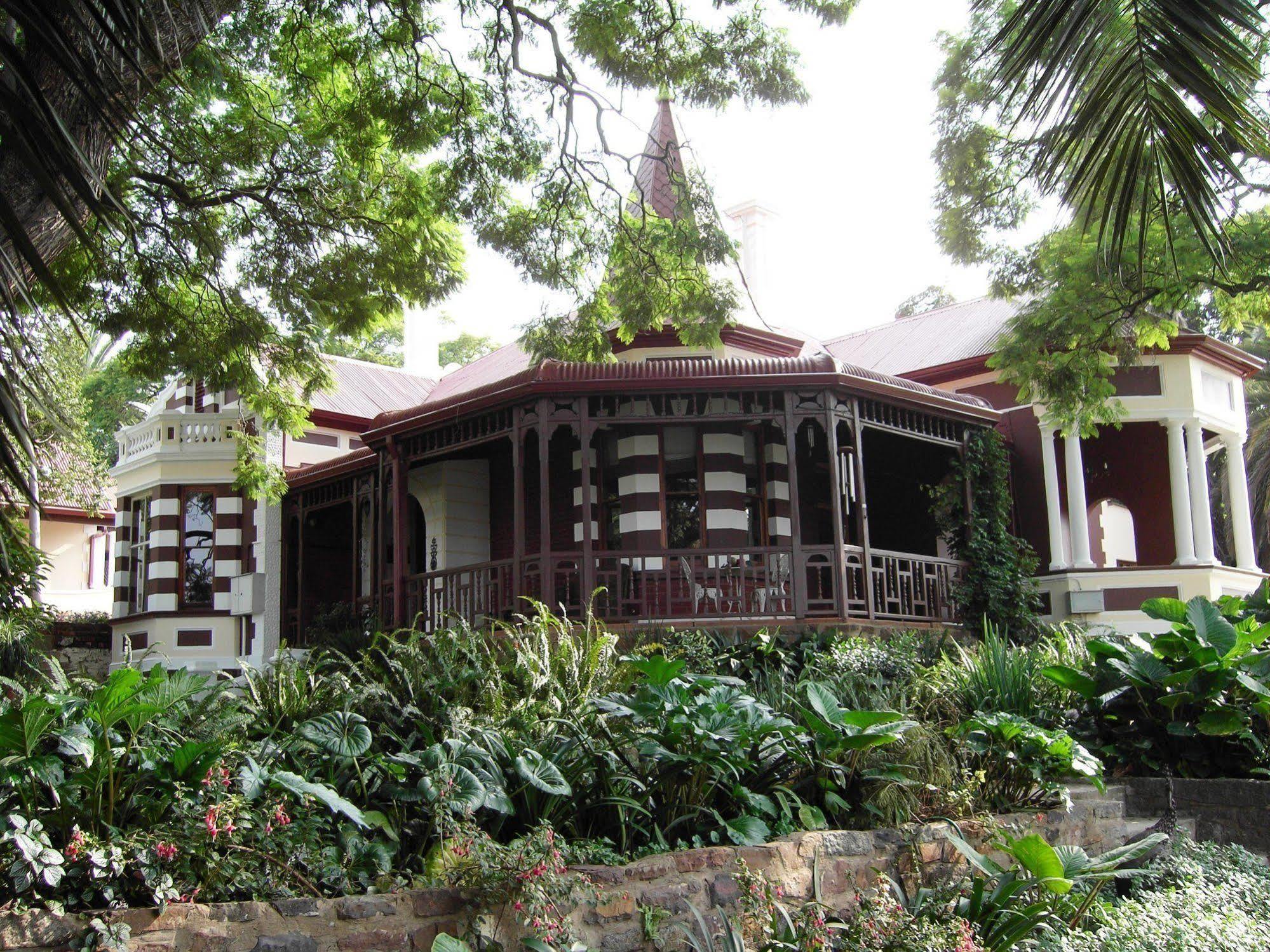 Melvin Residence Guest House Pretoria Exterior photo