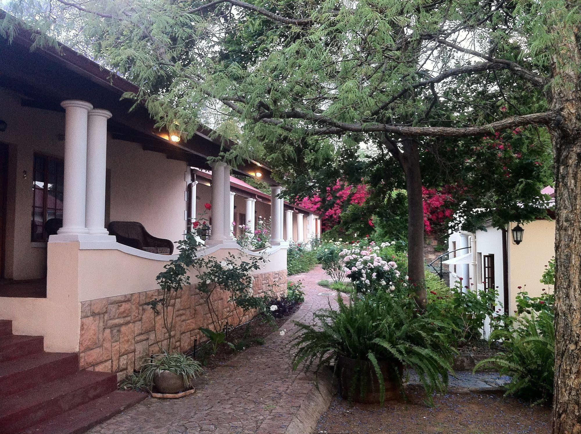 Melvin Residence Guest House Pretoria Exterior photo