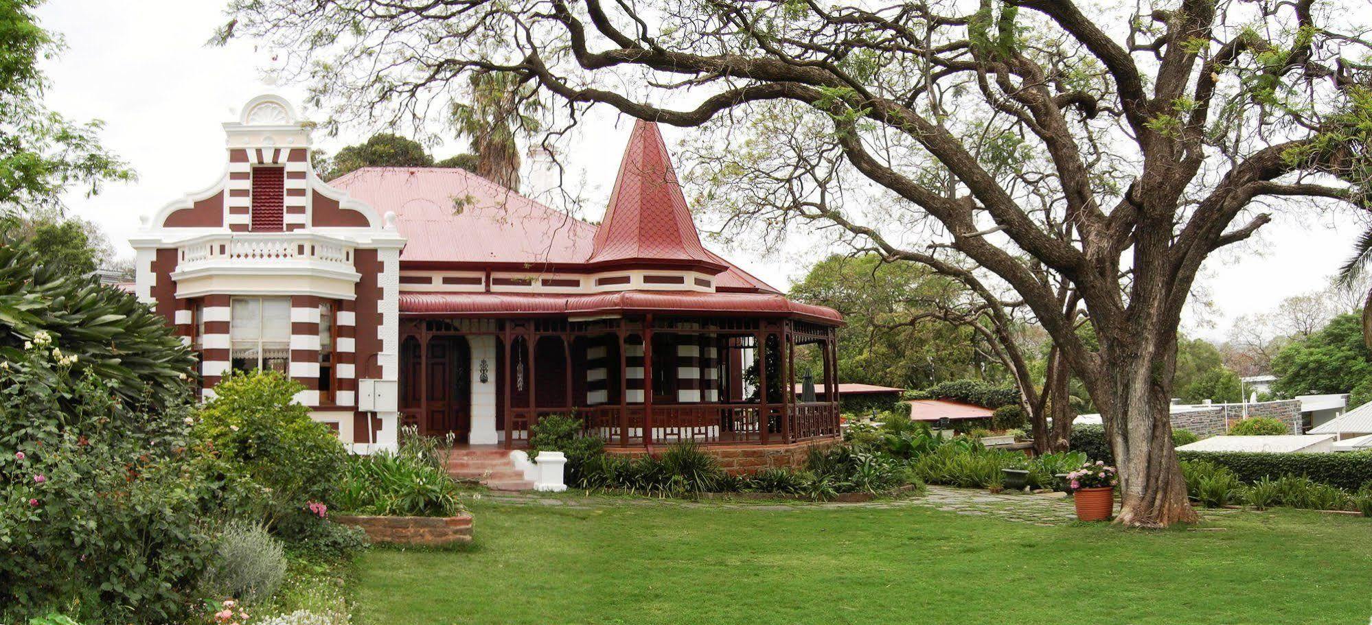 Melvin Residence Guest House Pretoria Exterior photo